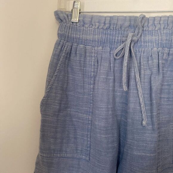 Doe & Rae blue raw hem drawstring shorts with pockets - Picture 9 of 9